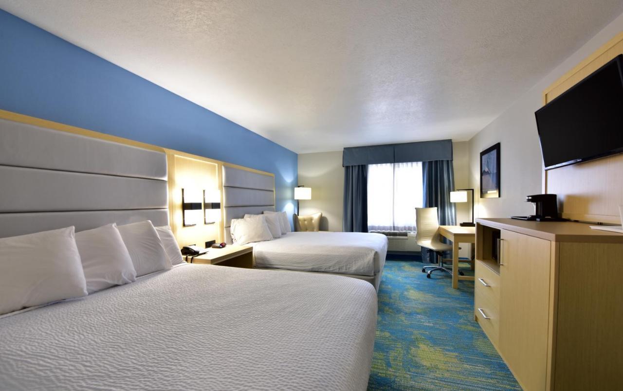 Days Inn By Wyndham Springville Ngoại thất bức ảnh
