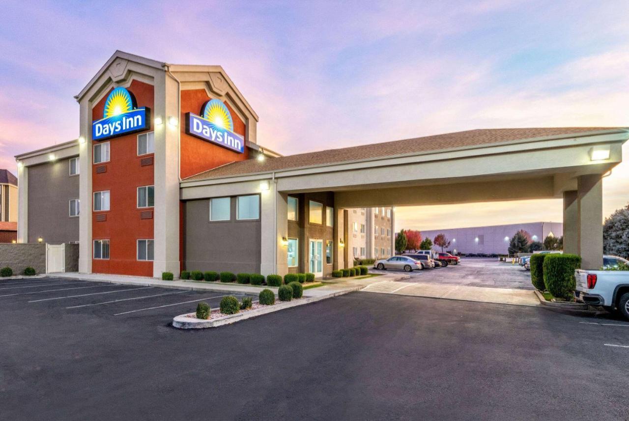 Days Inn By Wyndham Springville Ngoại thất bức ảnh