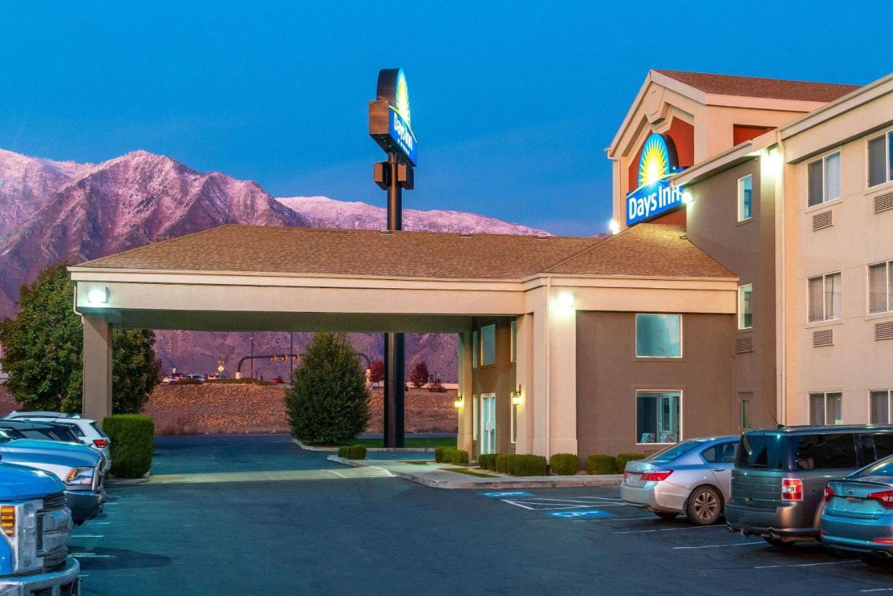Days Inn By Wyndham Springville Ngoại thất bức ảnh